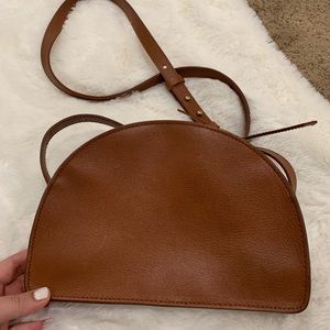 Madewell simper halfmoon crossbody
